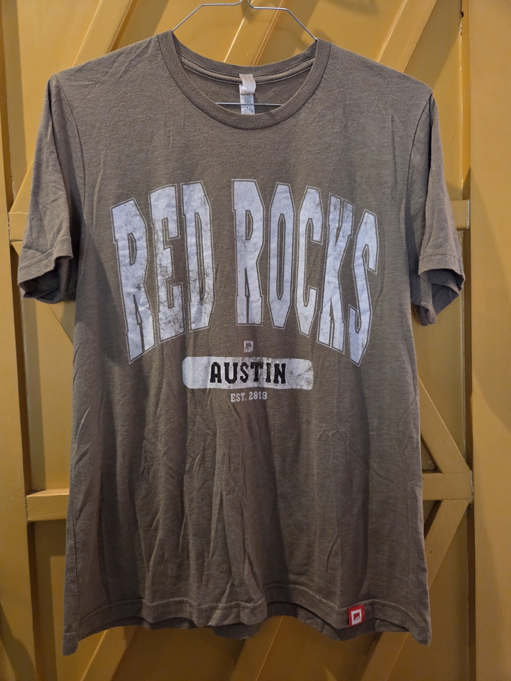 Red Rocks Austin Graphic Tee - Beige